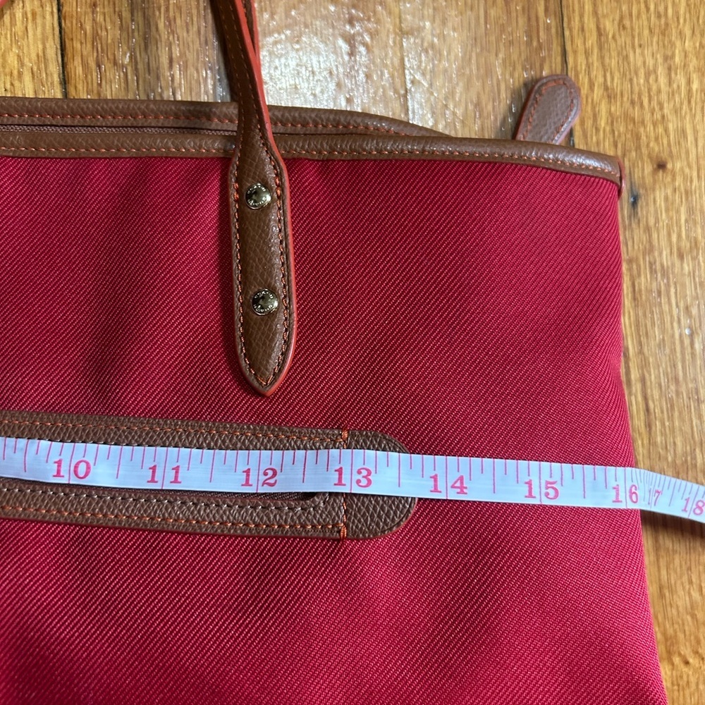 Coach Sawyer Tote Classic Red Canvas Pockets Deep Wide Orange Interior - Picture 4 of 16